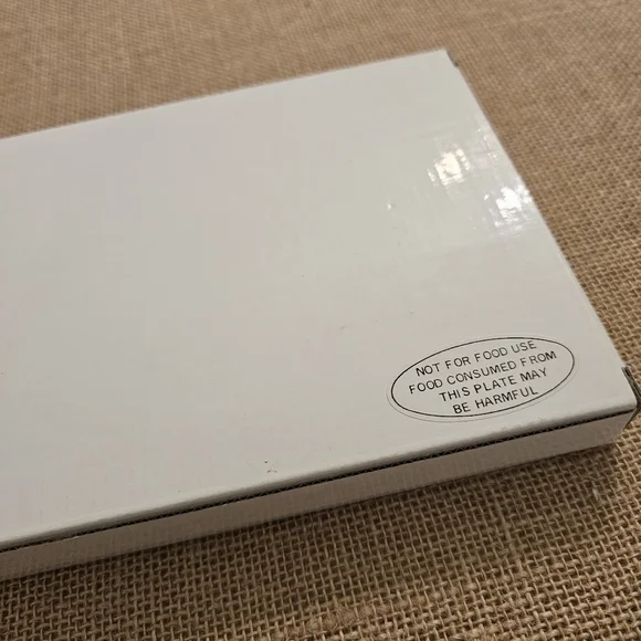 NIB Barbie with Love 1966 Collector's Plate Here Comes the Bride by Enesco - Picture 9 of 13